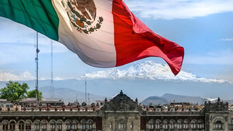 Política mexicana: evolución y desafíos