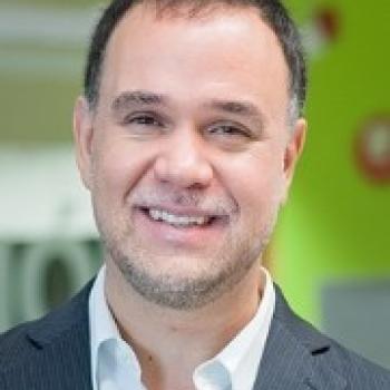 Dr. Eduardo Erik Larsen Garza