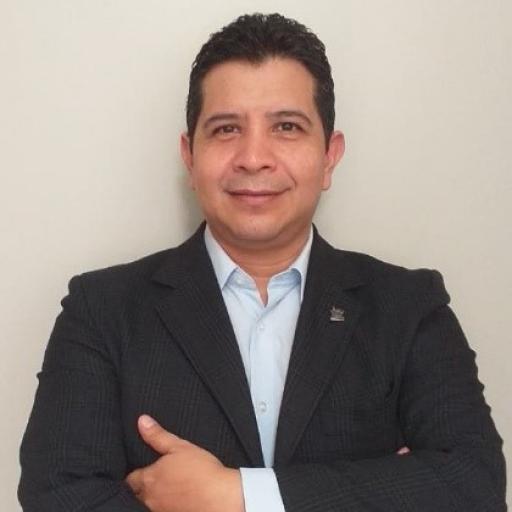 Dr. Eduardo Carbajal Huerta